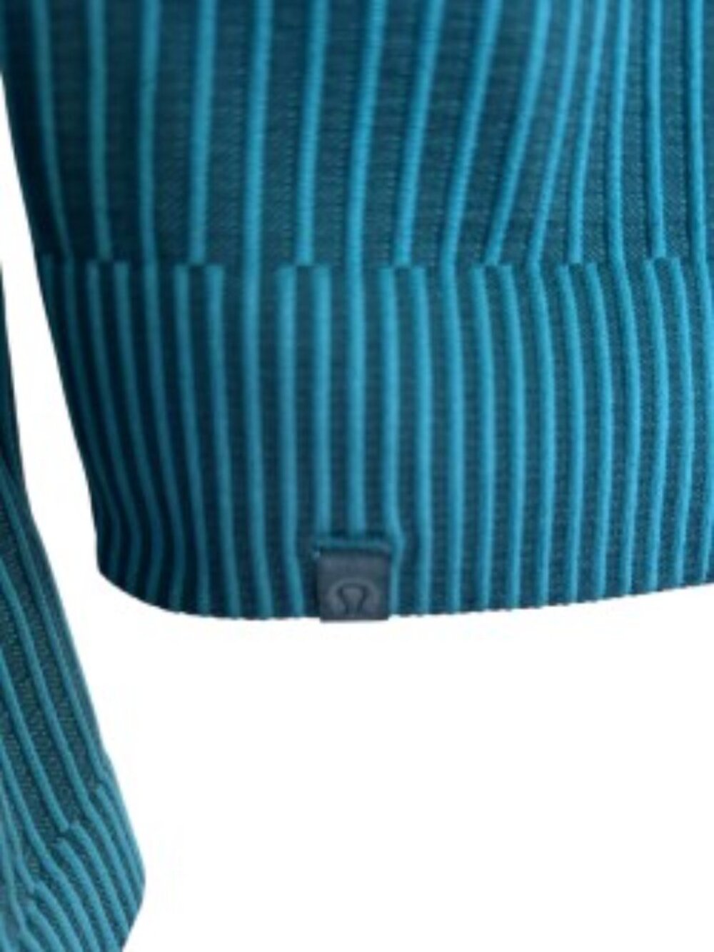 Lululemon Rest Less Ribbed Pullover Top 10 - Picture 4 of 4